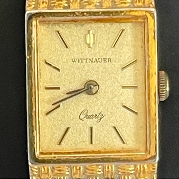 Wittnauer Romance Vintage Womens Gold Tone Watch Needs Battery - Picture 2 of 10